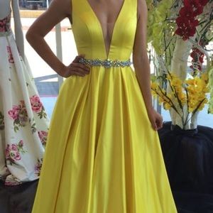 Jovani V-Neck V-Back Beaded Waist